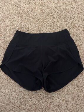 CRZ YOGA Black Athletic Shorts with Side Pockets